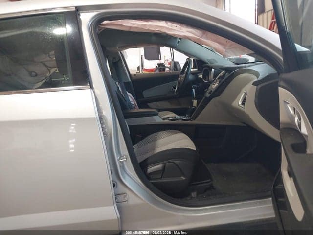 2017 CHEVROLET EQUINOX LS 5