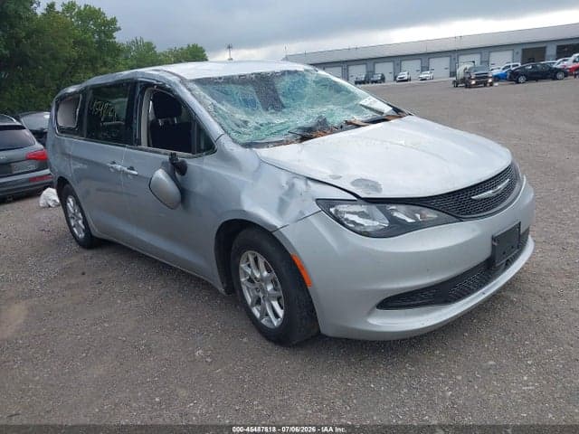 2023 CHRYSLER VOYAGER LX 1