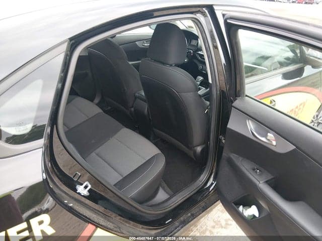 2022 KIA FORTE LXS 8