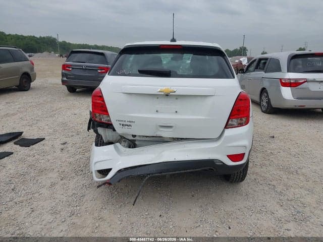 2017 CHEVROLET TRAX LS 17
