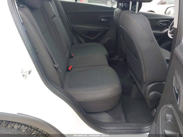 2017 CHEVROLET TRAX LS 8