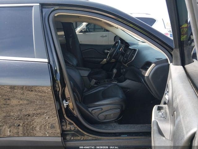 2018 JEEP CHEROKEE LIMITED FWD 5
