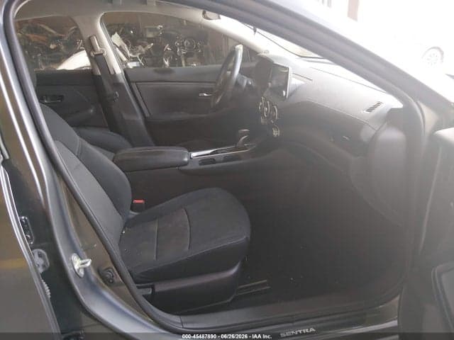 2022 NISSAN SENTRA SV XTRONIC CVT 5
