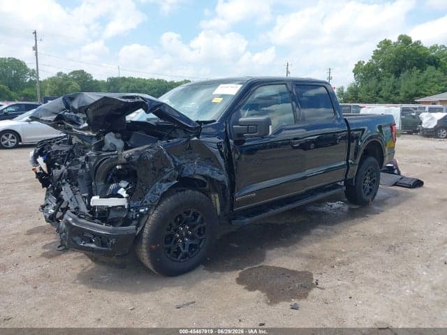 2024 FORD F-150 XLT 2