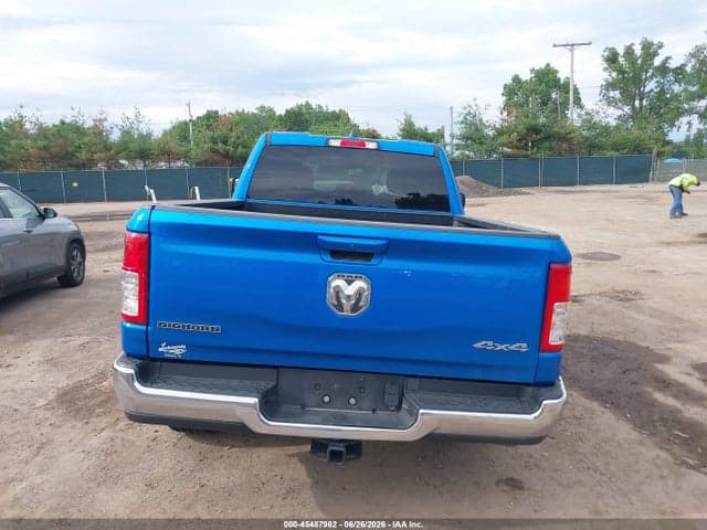 2022 RAM 1500 BIG HORN 4X4 6'4 BOX 17