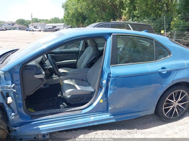 2024 TOYOTA CAMRY SE 15