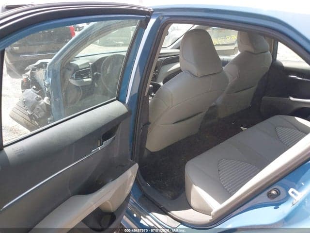 2024 TOYOTA CAMRY SE 8