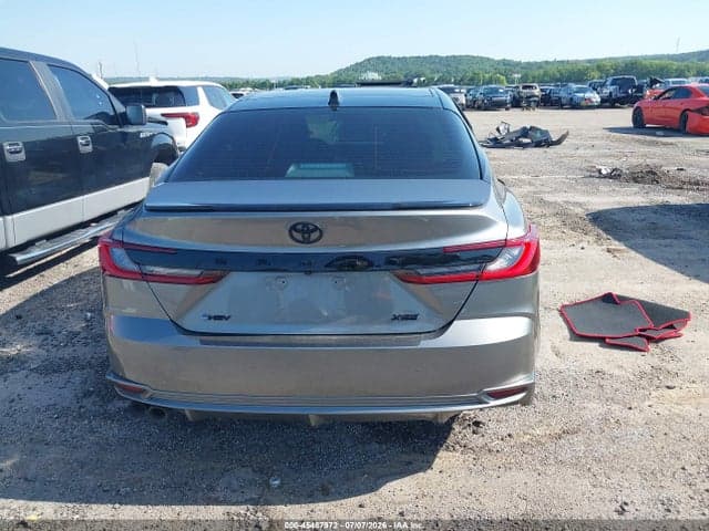 2025 TOYOTA CAMRY XSE 17
