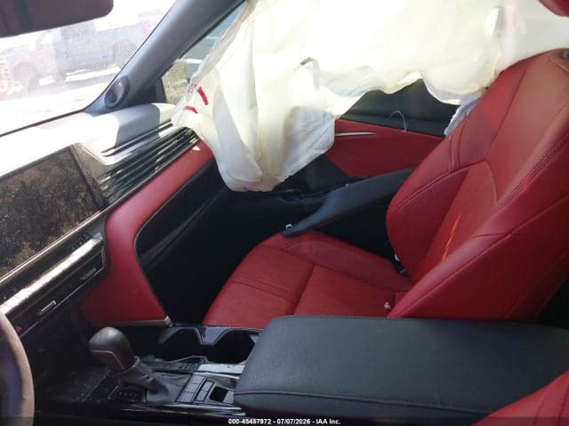 2025 TOYOTA CAMRY XSE 5