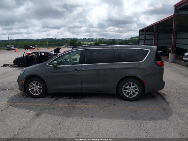2022 CHRYSLER PACIFICA TOURING L 14