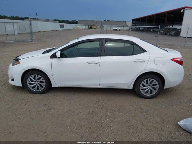 2017 TOYOTA COROLLA LE 14