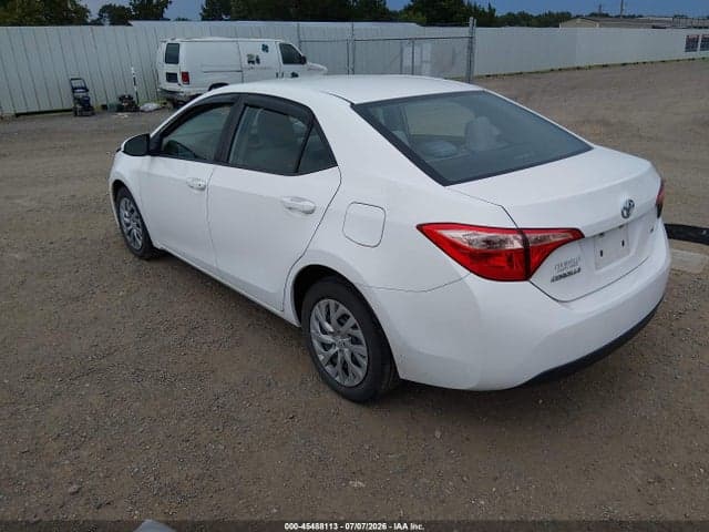 2017 TOYOTA COROLLA LE 3
