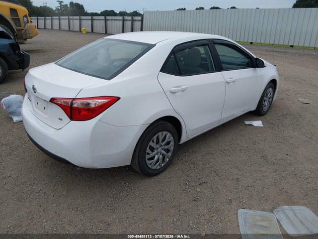 2017 TOYOTA COROLLA LE 4