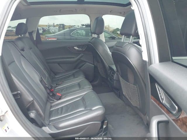 2017 AUDI Q7 3.0T PREMIUM 8