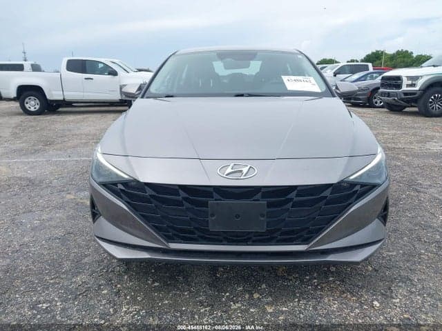 2023 HYUNDAI ELANTRA SE 6