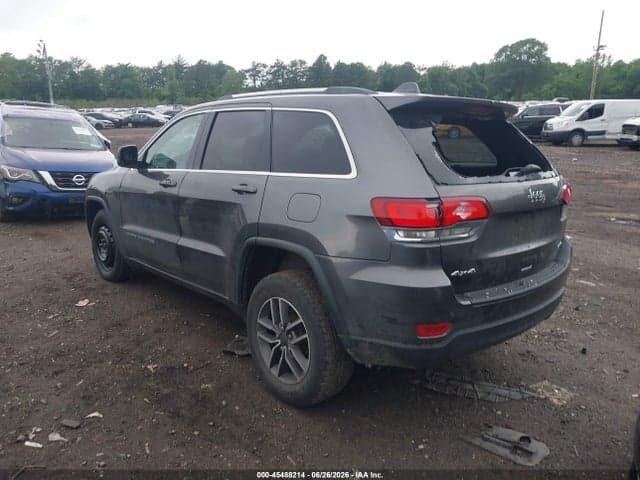 2020 JEEP GRAND CHEROKEE LAREDO E 4X4 3