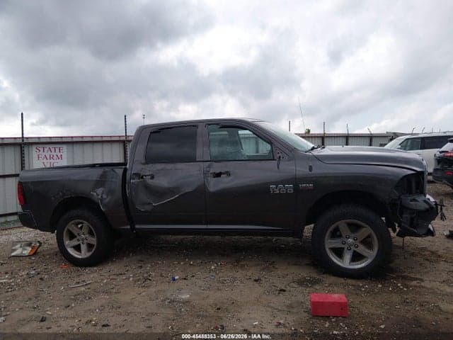 2018 RAM 1500 EXPRESS 4X4 5'7 BOX 14
