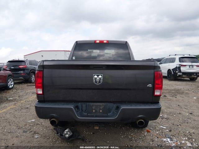 2018 RAM 1500 EXPRESS 4X4 5'7 BOX 17