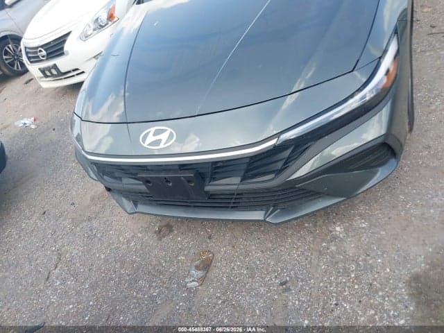 2026 HYUNDAI ELANTRA SE 12