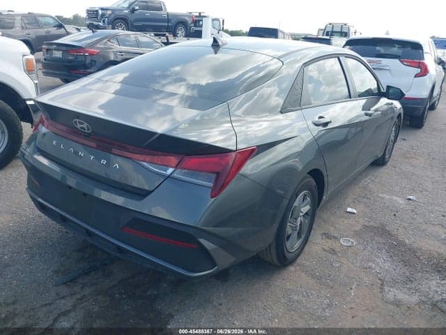 2026 HYUNDAI ELANTRA SE 4
