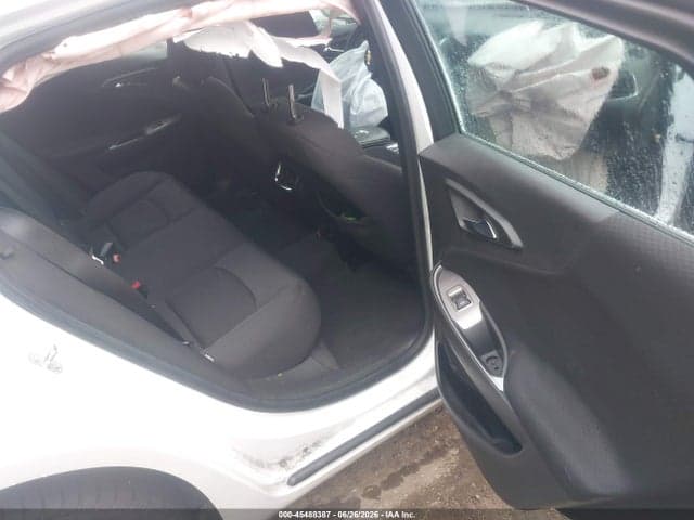 2023 CHEVROLET MALIBU FWD 1LT 8