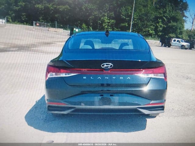 2021 HYUNDAI ELANTRA SE 6