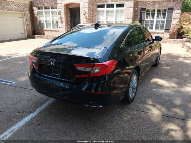 2018 HONDA ACCORD LX 4