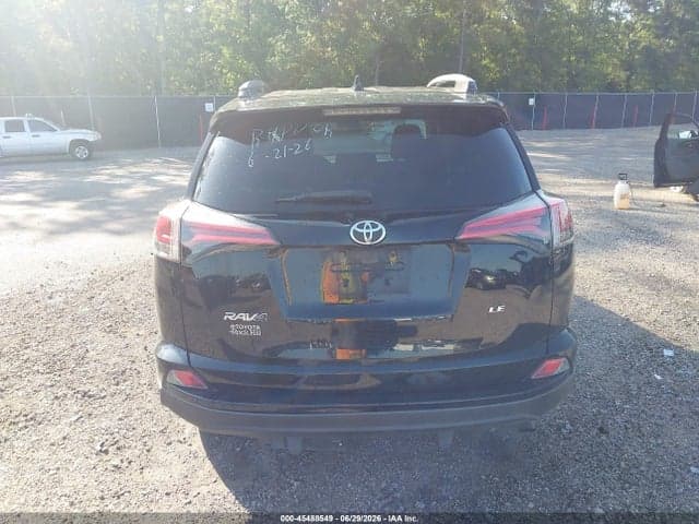 2018 TOYOTA RAV4 LE 17