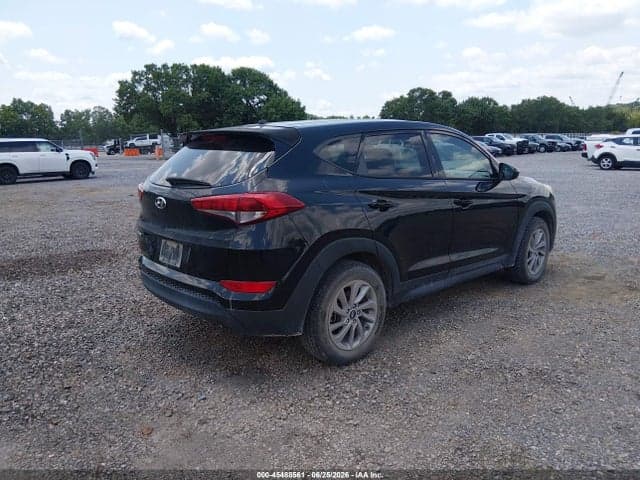 2018 HYUNDAI TUCSON SE 4