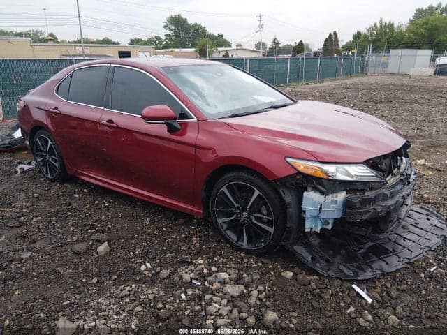 2018 TOYOTA CAMRY XSE