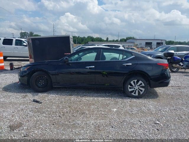 2022 NISSAN ALTIMA S FWD 14
