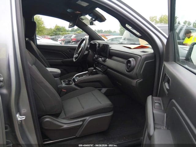 2025 CHEVROLET COLORADO 4WD WT 5