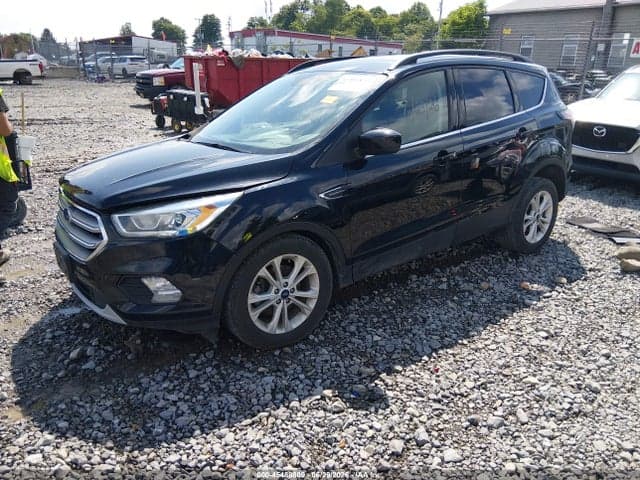 2017 FORD ESCAPE SE 2