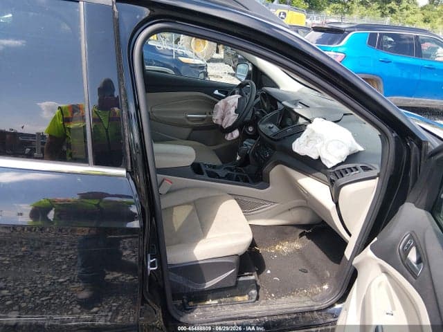 2017 FORD ESCAPE SE 5