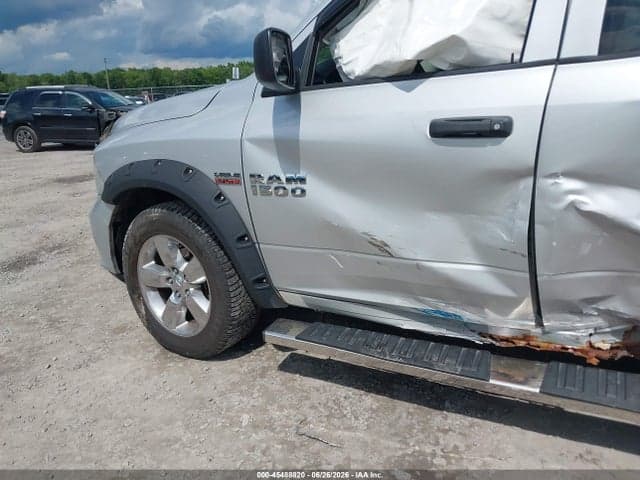 2018 RAM 1500 EXPRESS 4X4 6'4 BOX 6