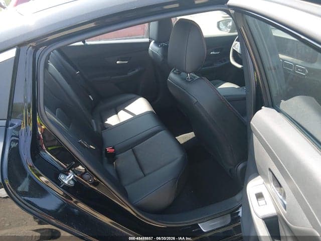 2026 NISSAN SENTRA SR 8