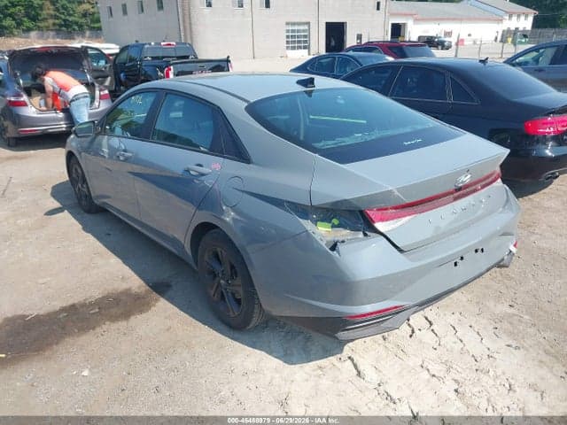 2022 HYUNDAI ELANTRA SEL 3