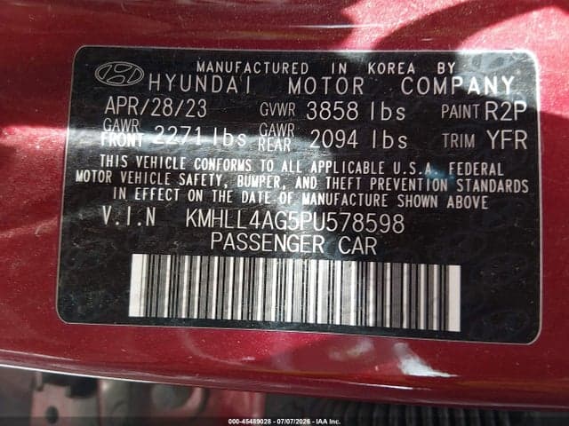 2023 HYUNDAI ELANTRA SE 9