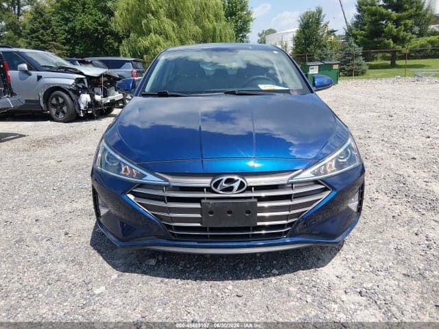 2020 HYUNDAI ELANTRA SE 13