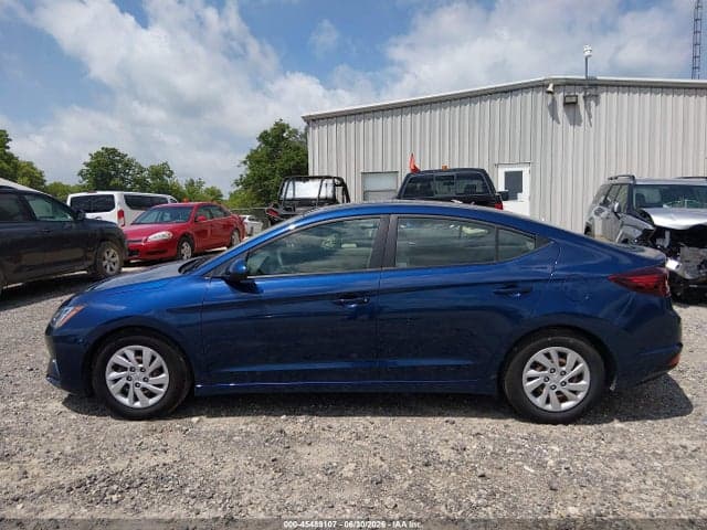 2020 HYUNDAI ELANTRA SE 15