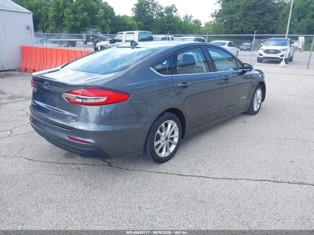 2019 FORD FUSION HYBRID SE 4