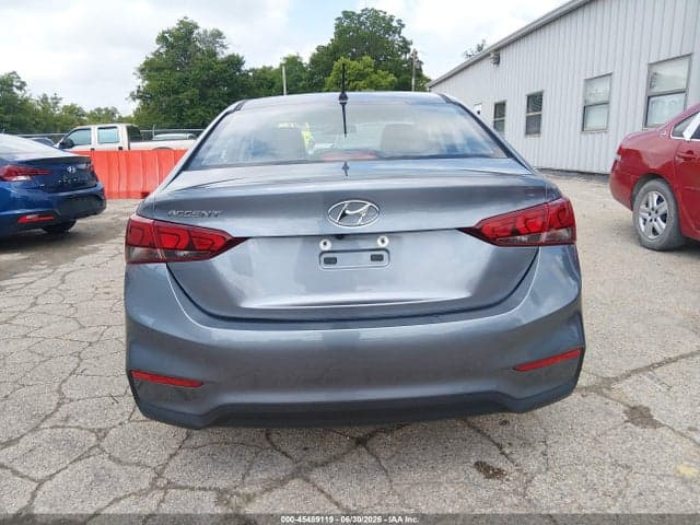 2020 HYUNDAI ACCENT SE 17