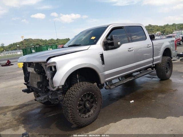 2021 FORD F-250 LARIAT 2