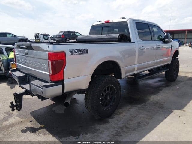 2021 FORD F-250 LARIAT 4