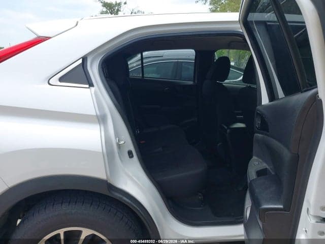 2020 MITSUBISHI ECLIPSE CROSS ES 1.5T 8
