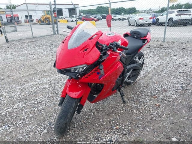 2025 HONDA CBR500 RA 2