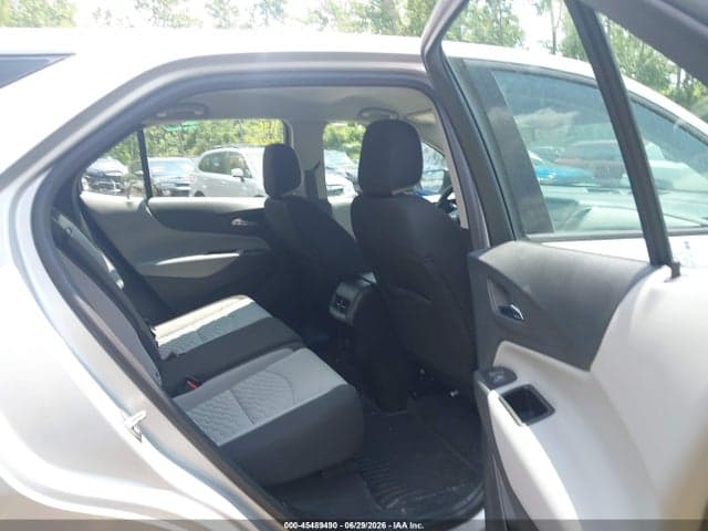 2018 CHEVROLET EQUINOX LS 8