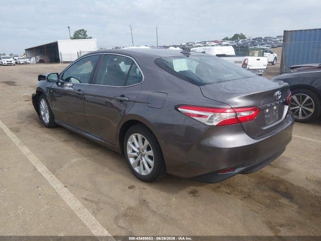 2020 TOYOTA CAMRY LE 3