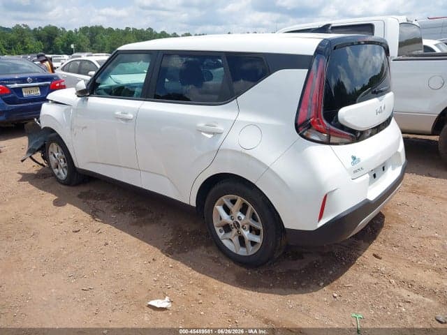 2024 KIA SOUL LX 4
