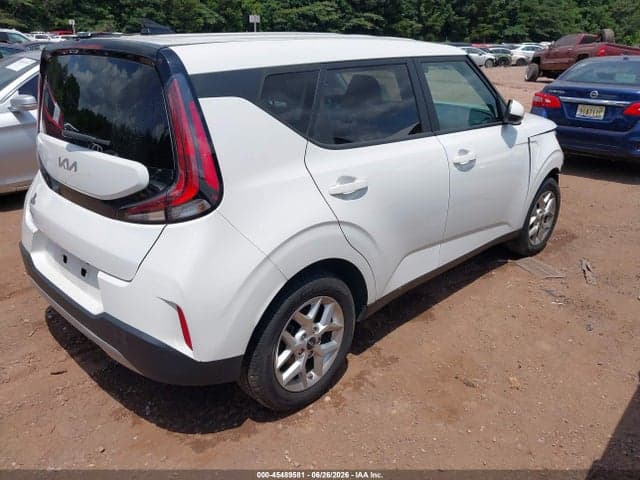 2024 KIA SOUL LX 5